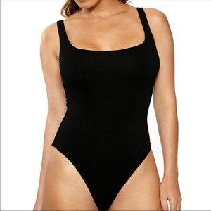 👯‍♀️Naked Wardrobe Tank Top Bodysuit👯‍♀️